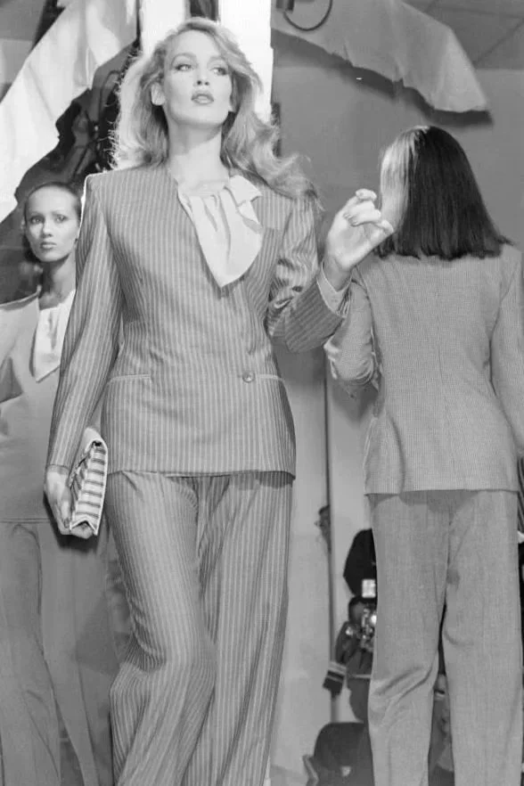 Tribute to Giorgio Armani and His Timeless Icon: the Deconstructed